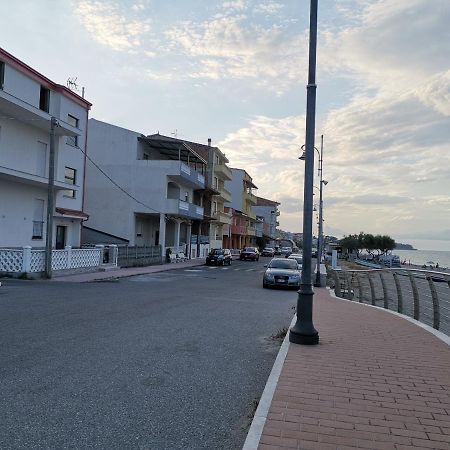 Un Posto Al Sole Panzió Torretta  Kültér fotó