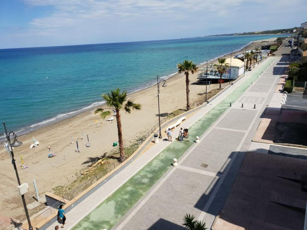 Un Posto Al Sole Panzió Torretta  Kültér fotó