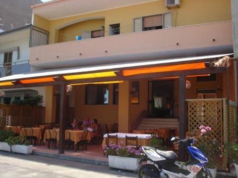 Un Posto Al Sole Panzió Torretta  Kültér fotó
