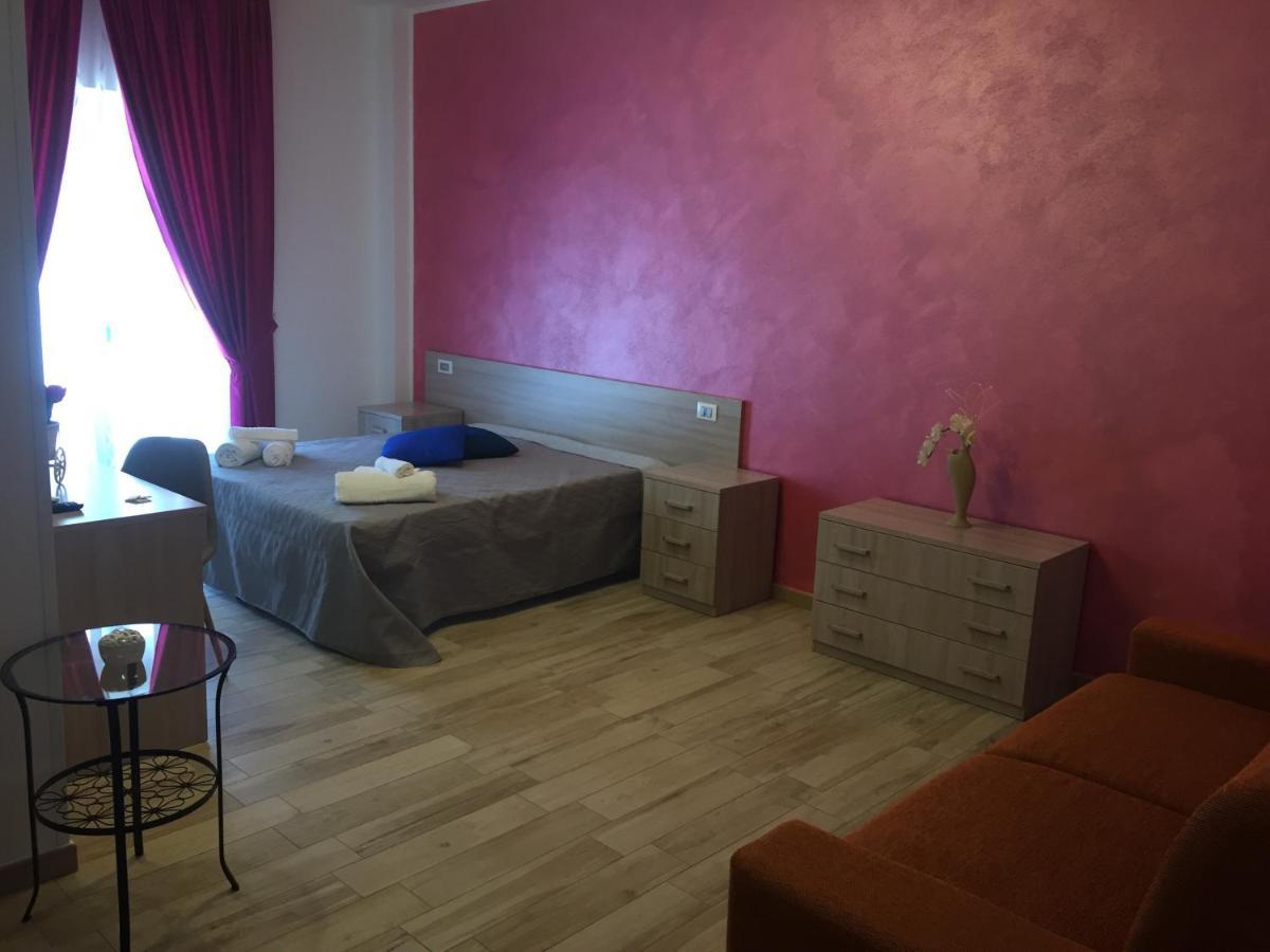 Un Posto Al Sole Panzió Torretta  Kültér fotó